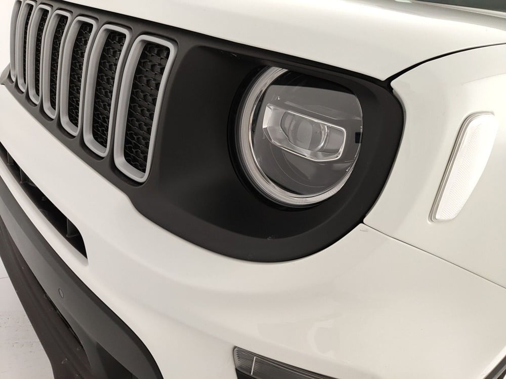 Jeep Renegade nuova a Caserta (12)