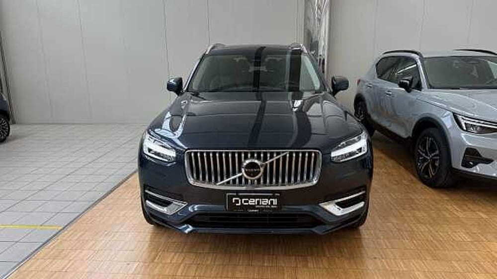 Volvo XC90 nuova a Milano (5)