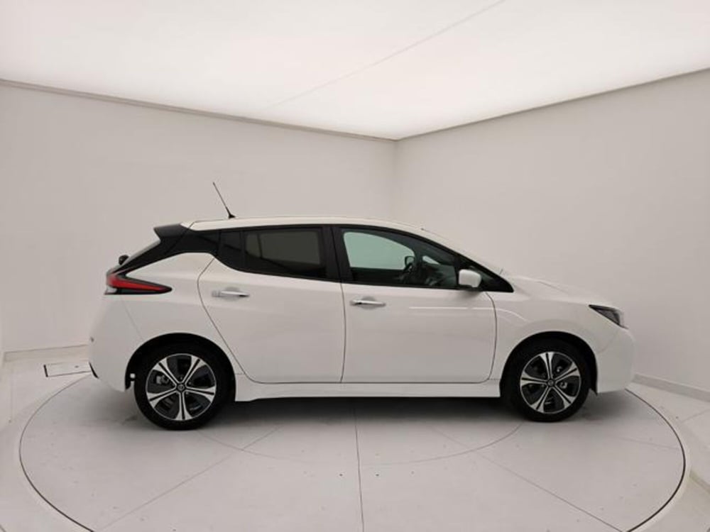 Nissan Leaf usata a Pavia (6)