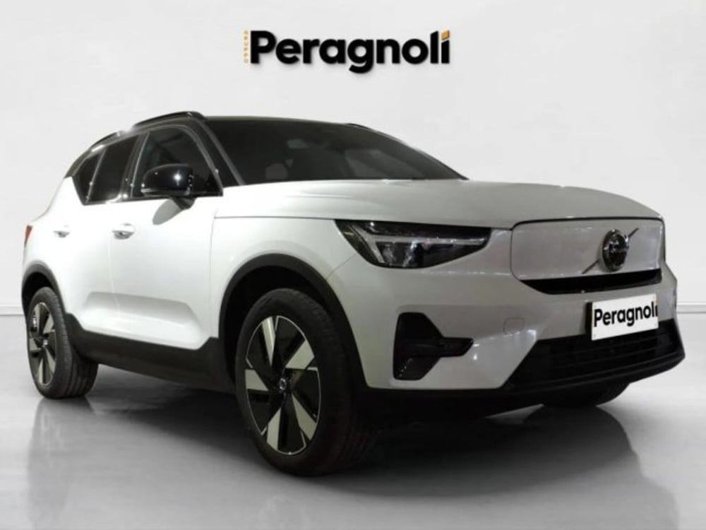 Volvo XC40 nuova a Firenze (2)