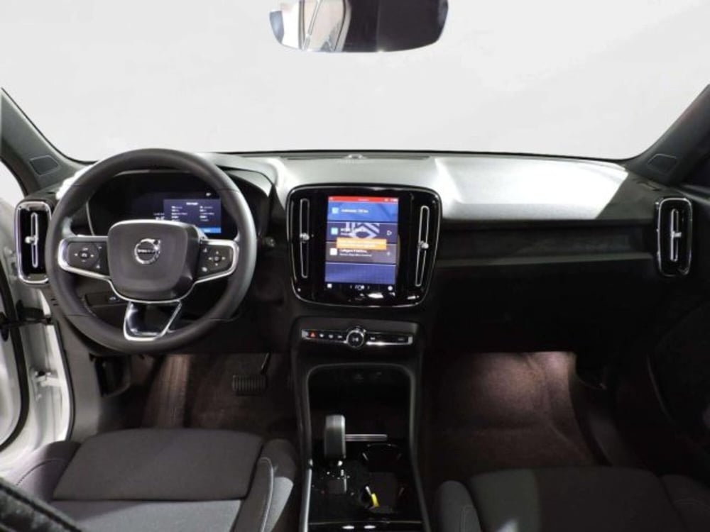 Volvo XC40 nuova a Firenze (6)