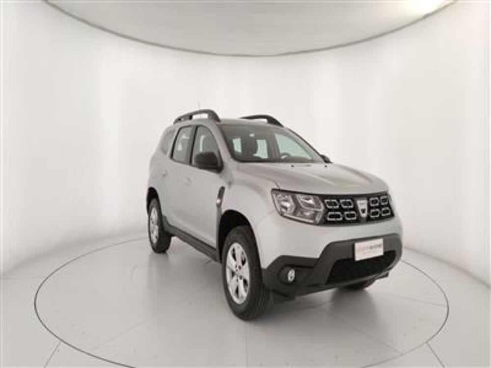 Dacia Duster usata a Bari (11)