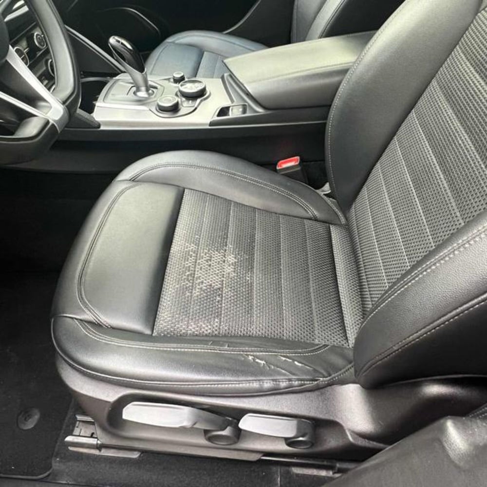 Alfa Romeo Stelvio usata a Ferrara (8)