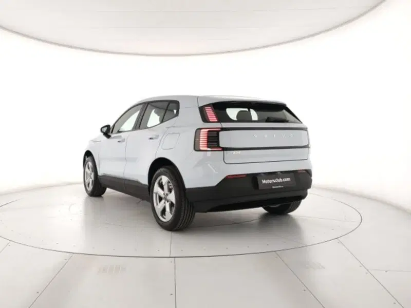 Volvo EX30 nuova a Modena (3)