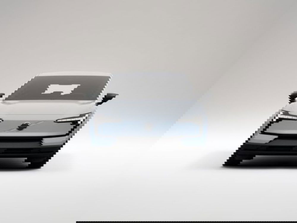 Volvo EX30 nuova a Modena (5)