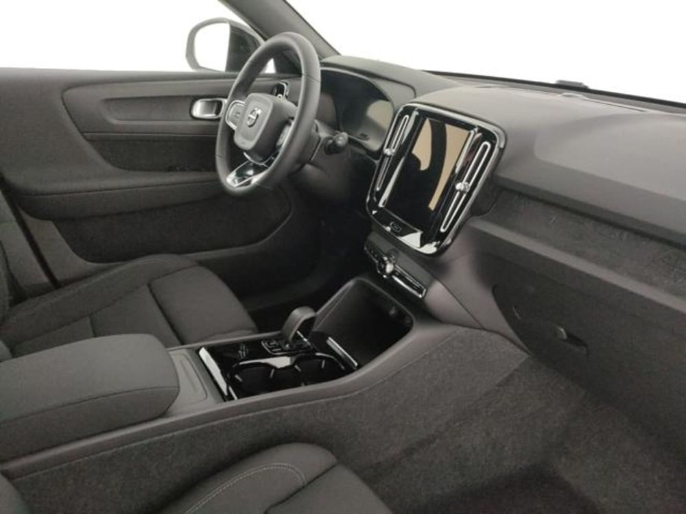 Volvo XC40 nuova a Modena (11)