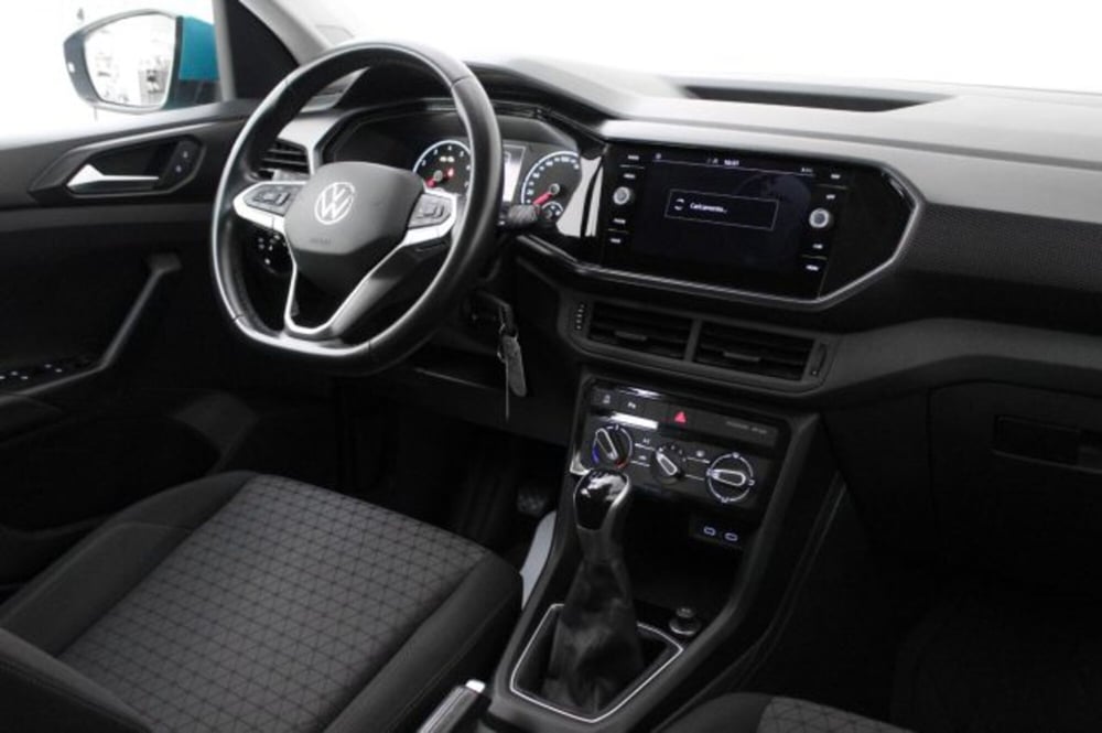 Volkswagen T-Cross usata a Novara (6)