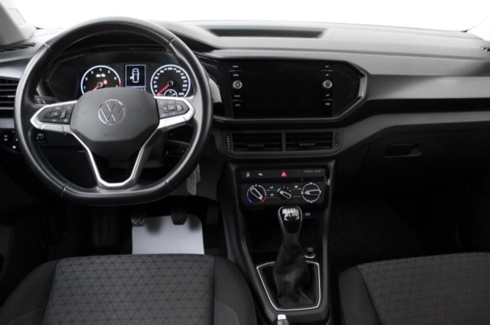 Volkswagen T-Cross usata a Novara (7)