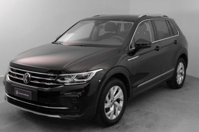 Volkswagen Tiguan 2.0 TDI 150 CV SCR DSG 4MOTION Elegance del 2020 usata a Paruzzaro