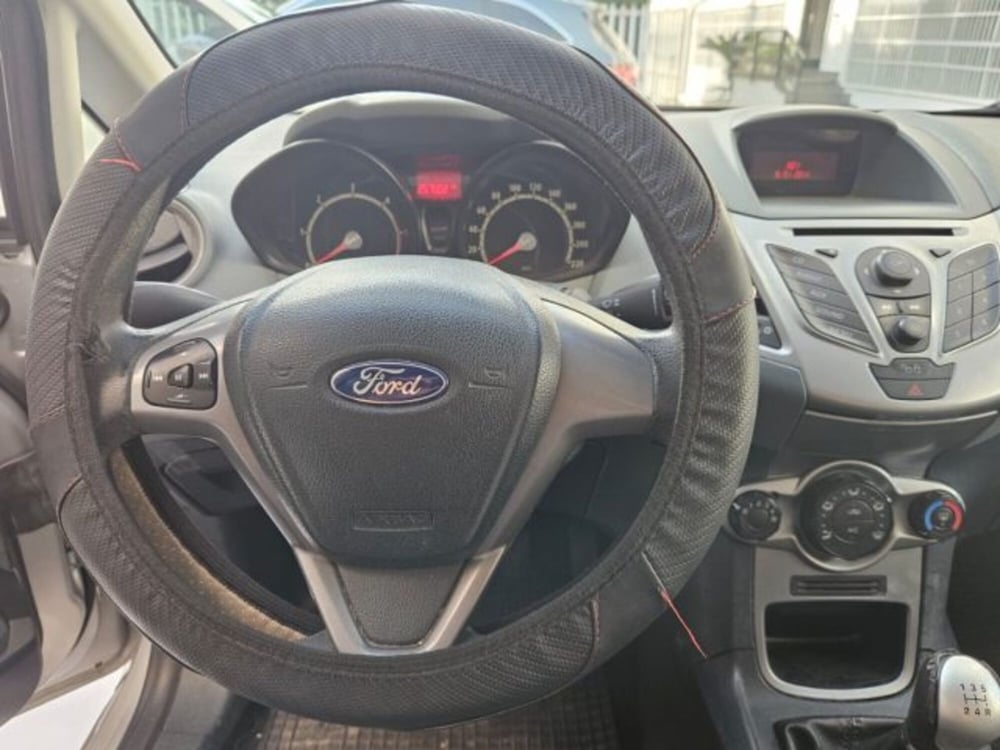 Ford Fiesta usata a Napoli (9)