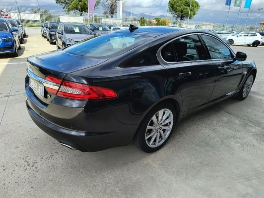 Jaguar XF usata a Frosinone (5)