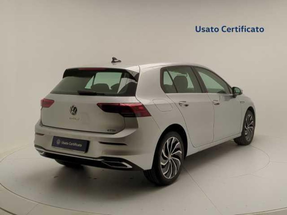 Volkswagen Golf nuova a Avellino (7)