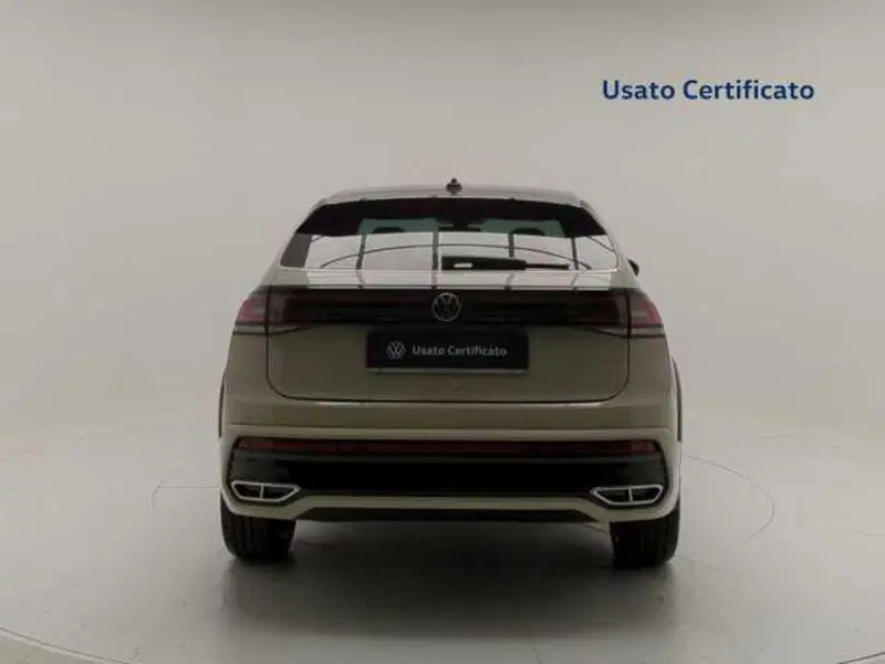 Volkswagen Taigo nuova a Avellino (6)
