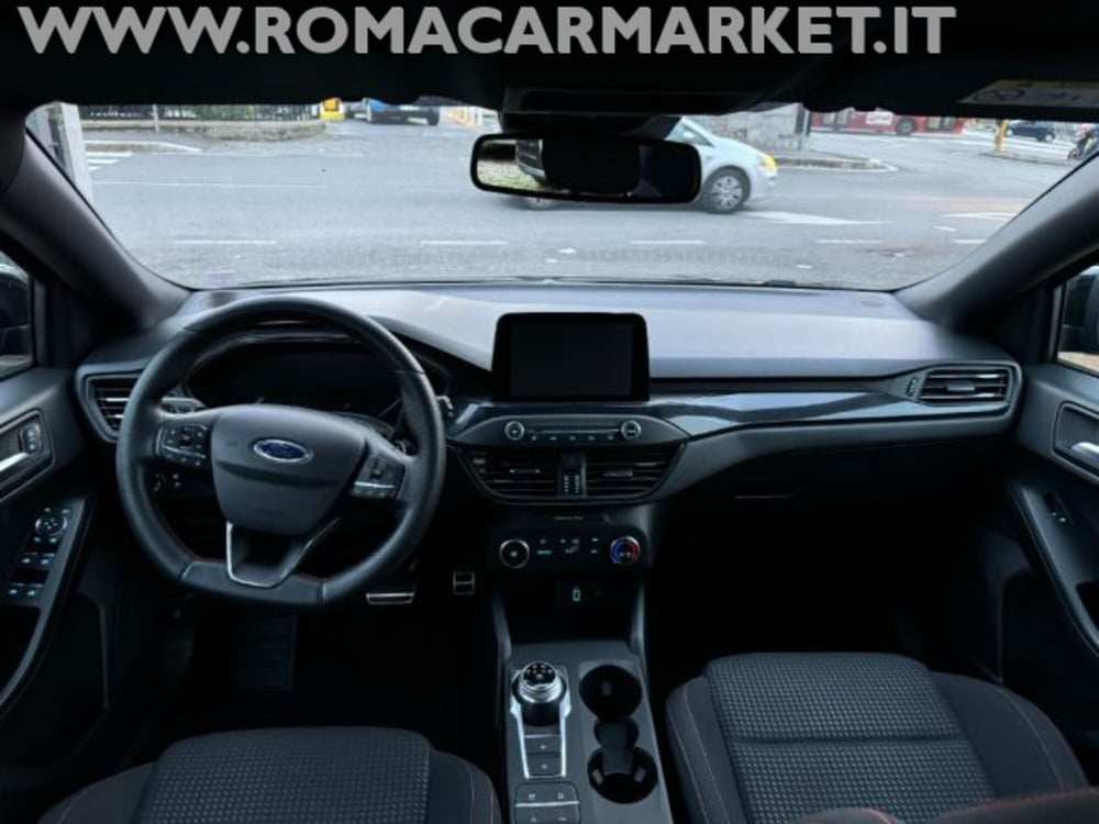 Ford Focus Station Wagon usata a Roma (15)