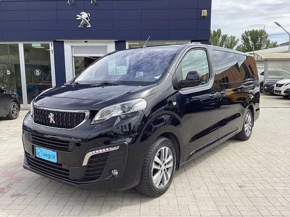 Peugeot Traveller usata a Roma