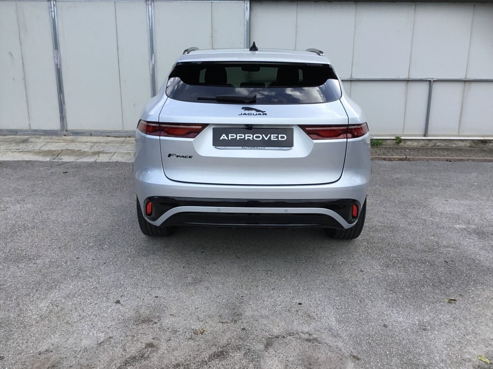 Jaguar F-Pace usata a Napoli (9)