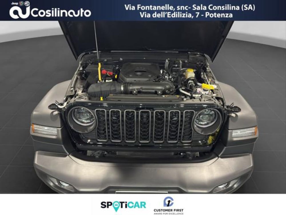 Jeep Wrangler Unlimited nuova a Salerno (18)