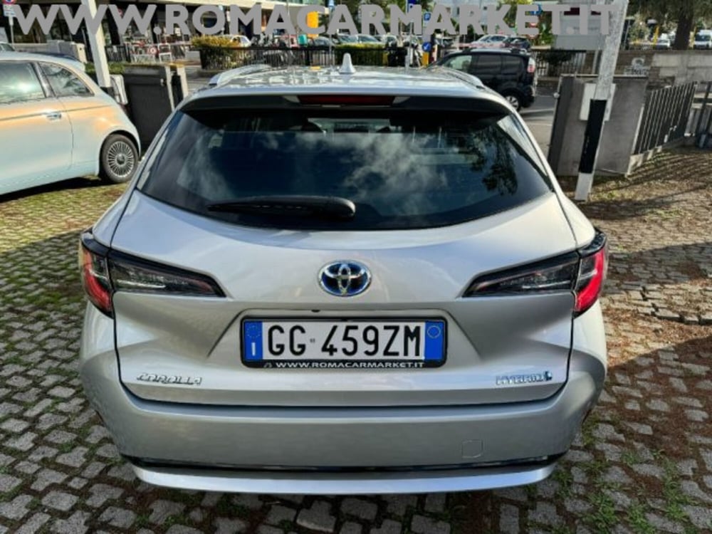 Toyota Corolla Touring Sports usata a Roma (6)