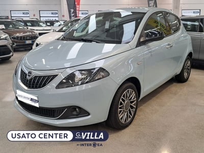 Lancia Ypsilon 1.0 FireFly 5 porte S&amp;S Hybrid Gold Plus del 2023 usata a Monza