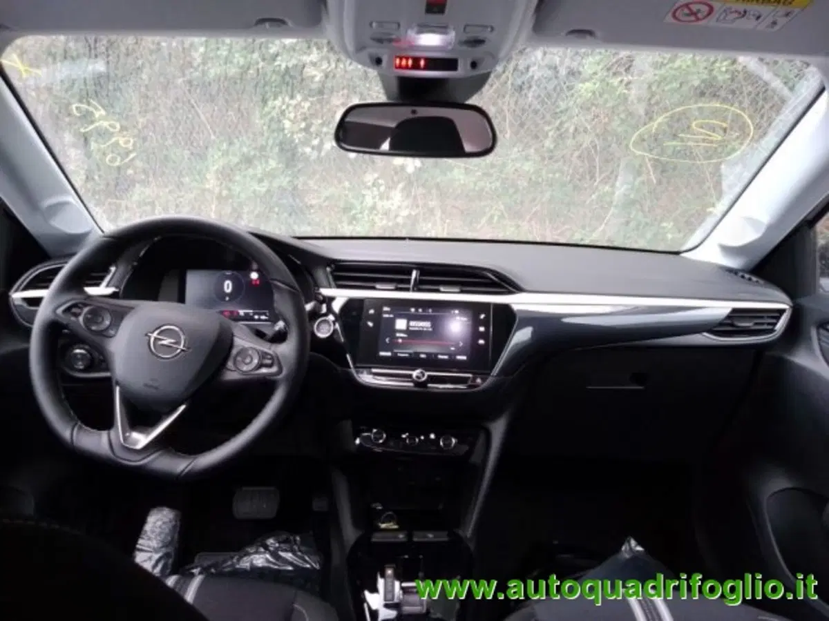 Opel Corsa-e usata a Savona (10)