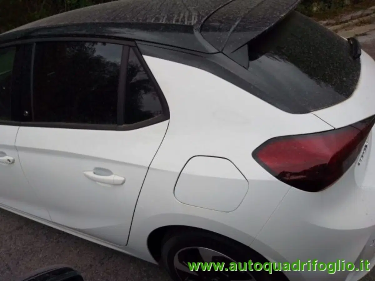 Opel Corsa-e usata a Savona (3)