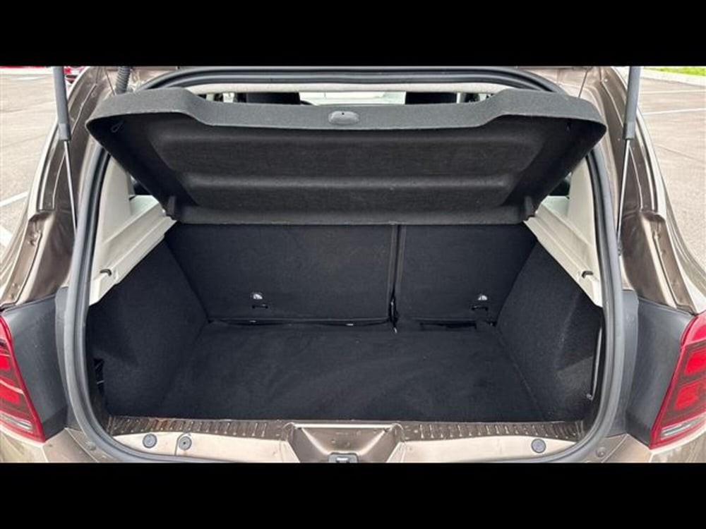 Dacia Sandero usata a Padova (10)