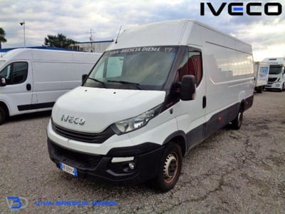 Iveco Daily Furgone 35S16V 2.3 HPT PM-SL-TM Furgone  del 2017 usata a Castegnato