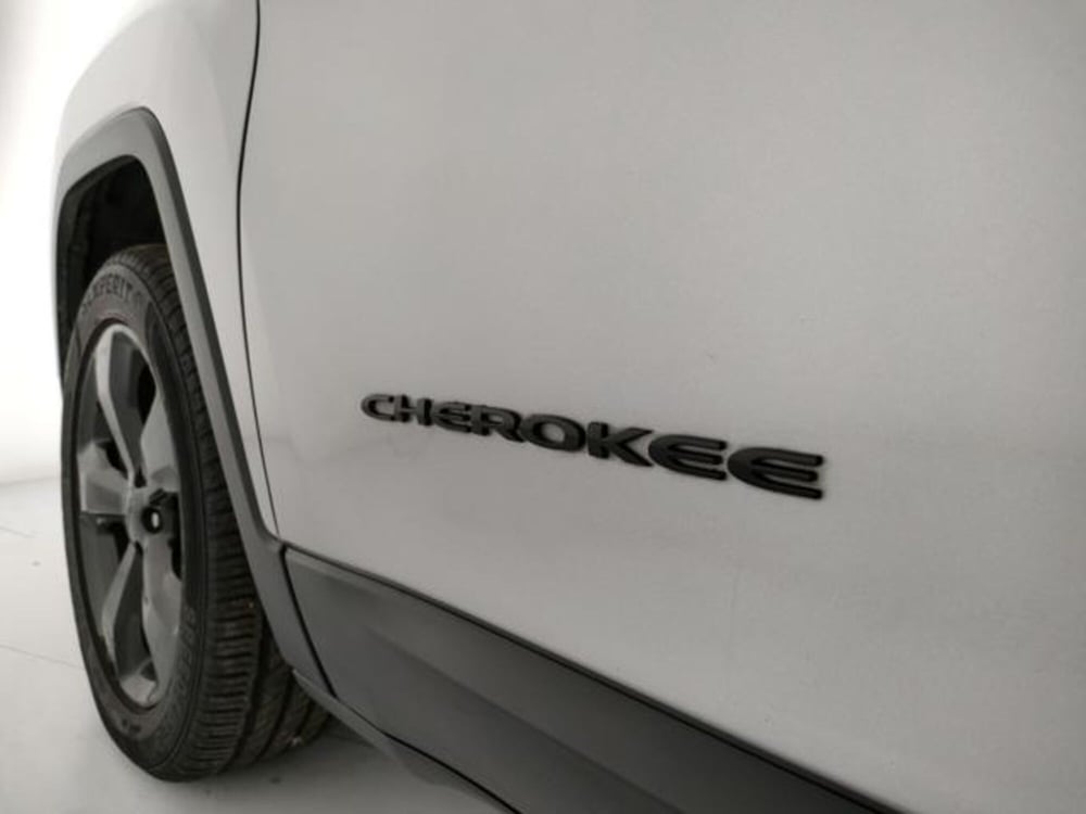 Jeep Cherokee usata a Modena (9)