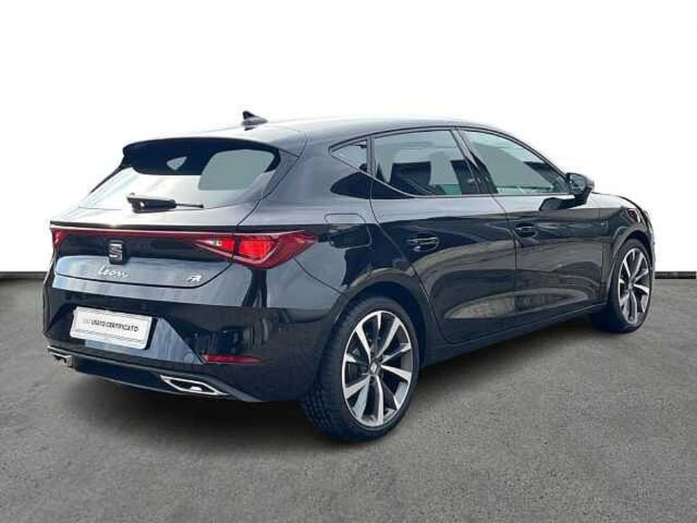 SEAT Leon ST nuova a Catanzaro (4)