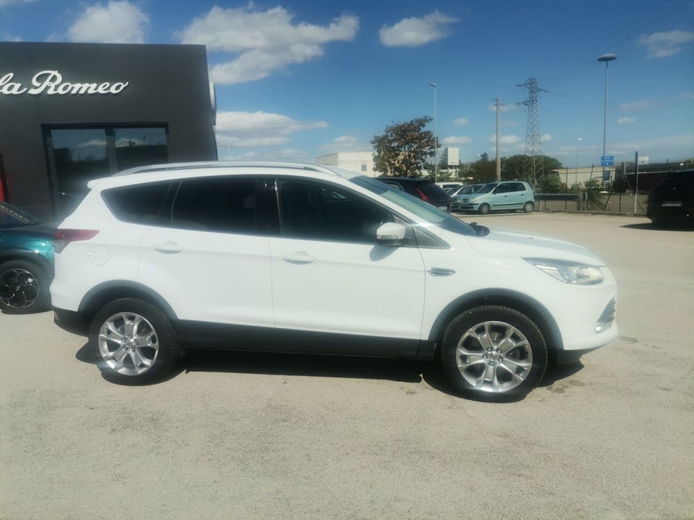 Ford Kuga usata a Matera (4)