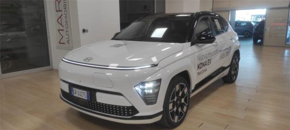 Hyundai Kona usata a Bari (7)