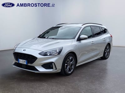 Ford Focus Station Wagon 1.0 EcoBoost 125 CV SW ST-Line  del 2021 usata a Milano