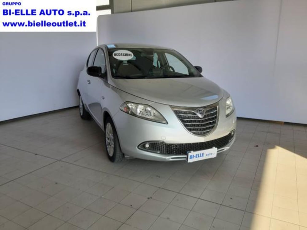 Lancia Ypsilon usata a Padova