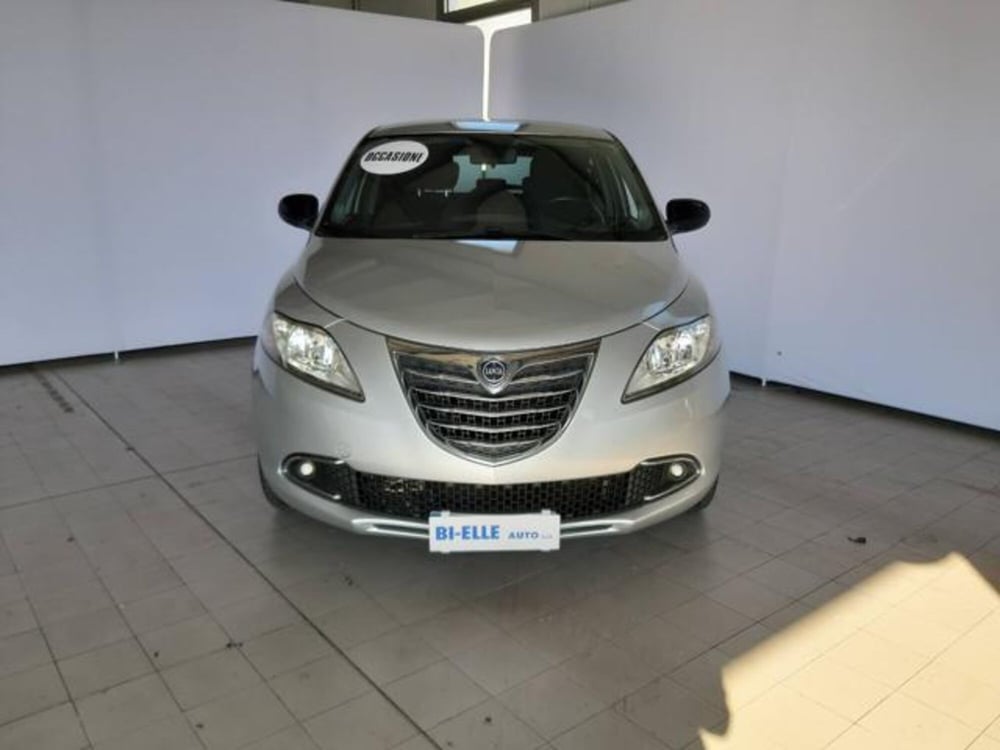 Lancia Ypsilon usata a Padova (2)