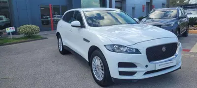 Jaguar F-Pace 2.0 D 180 CV AWD aut. Pure del 2019 usata a Monte di Procida