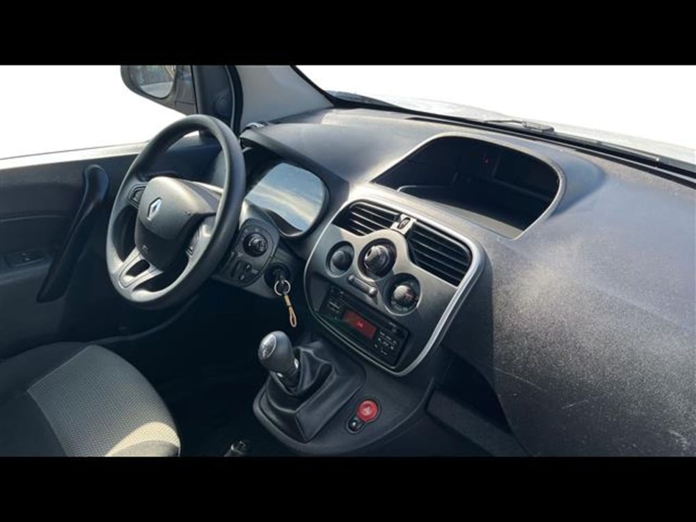 Renault Kangoo usata a Lecce (13)