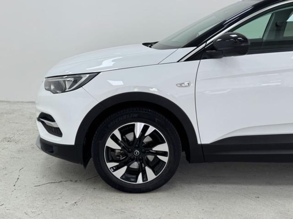 Opel Grandland X usata a Como (9)