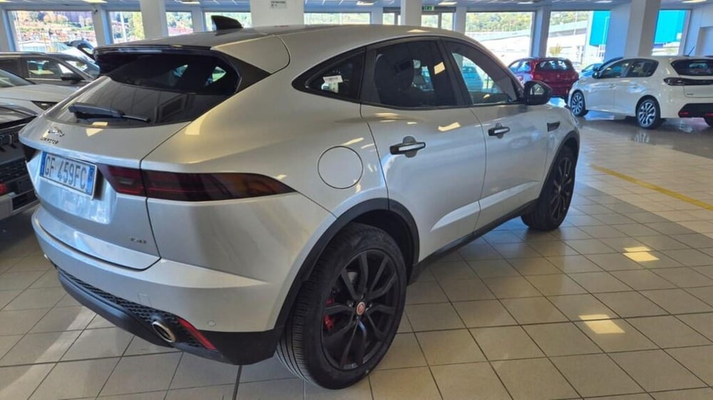 Jaguar E-Pace usata a Torino (3)