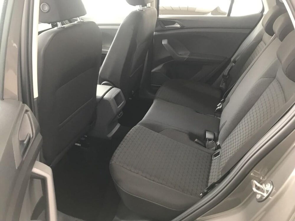 Volkswagen T-Cross usata a Milano (10)