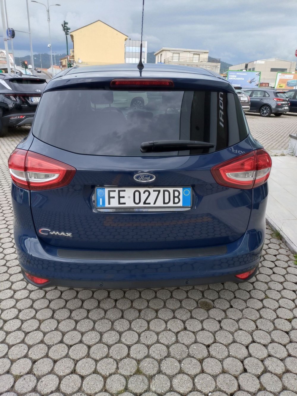 Ford C-Max usata a La Spezia (7)