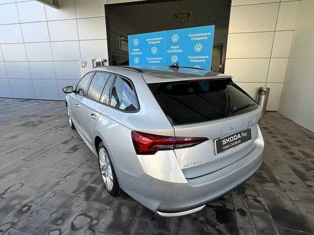 Skoda Octavia Station Wagon nuova a Cosenza (2)