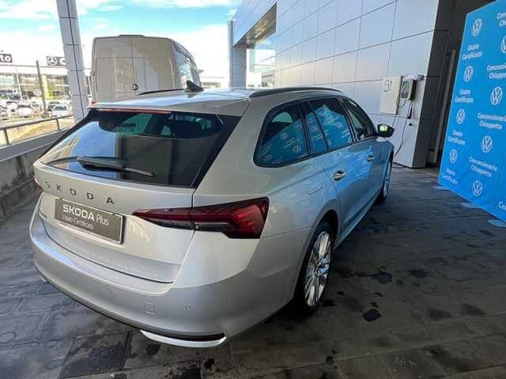 Skoda Octavia Station Wagon nuova a Cosenza (3)