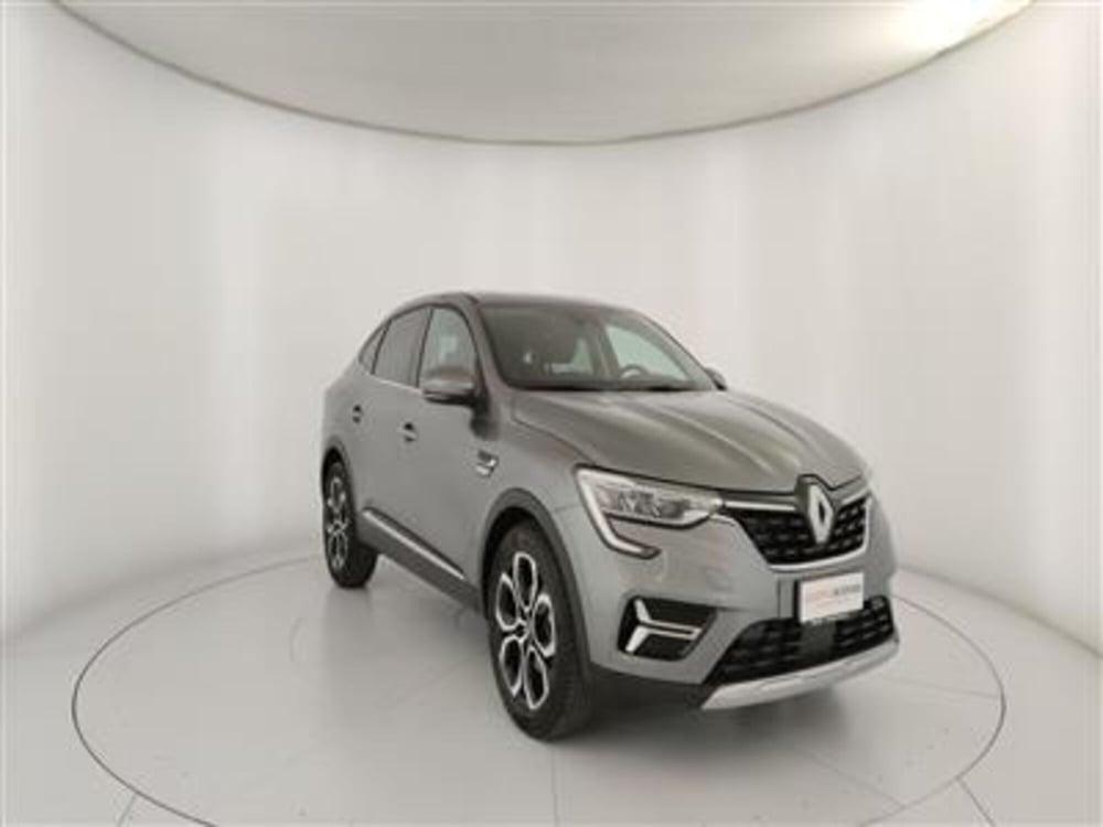 Renault Arkana usata a Bari (11)