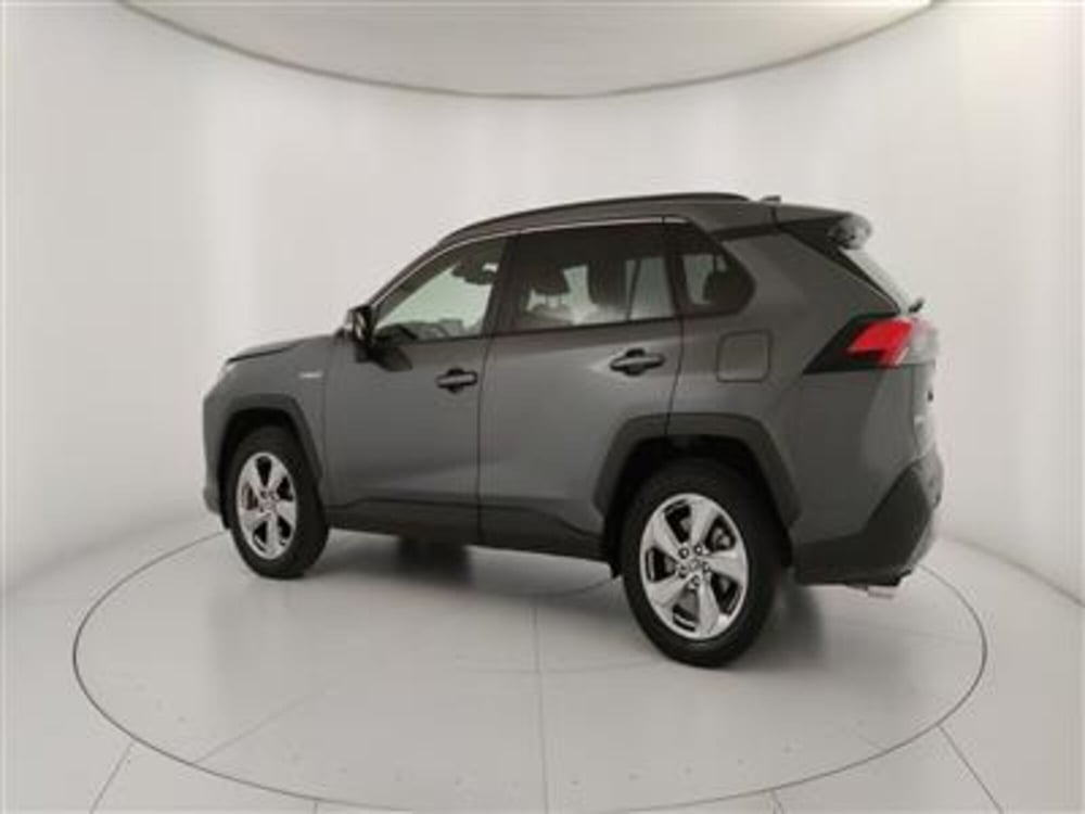 Toyota Rav4 usata a Bari (4)