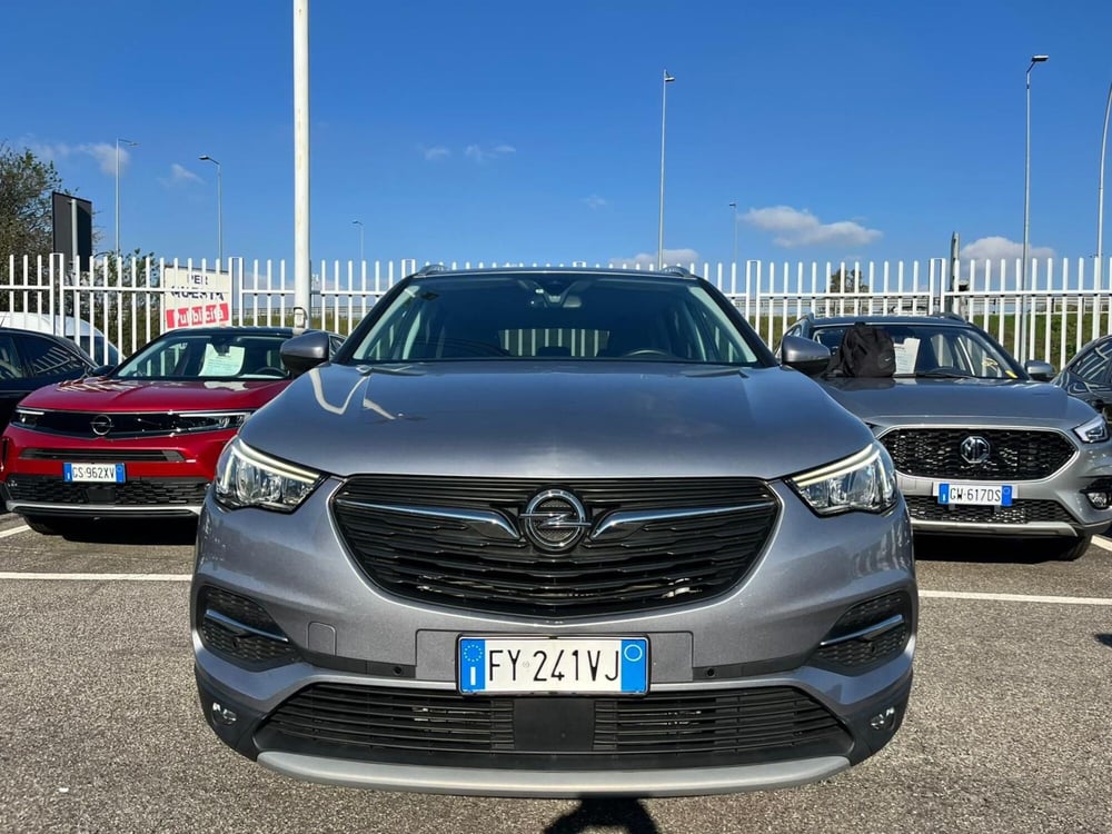 Opel Grandland X usata a Milano (2)