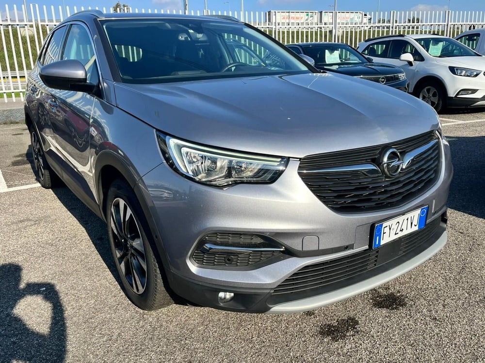 Opel Grandland X usata a Milano (3)