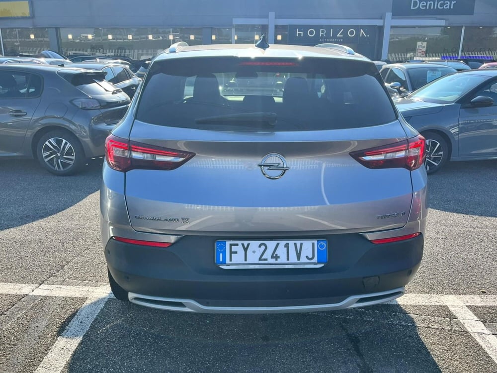 Opel Grandland X usata a Milano (6)