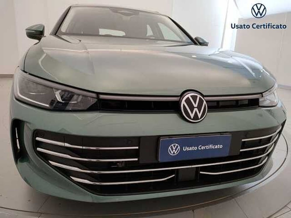 Volkswagen Passat nuova a Varese (6)