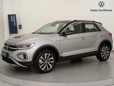 Volkswagen T-Roc 2.0 TDI SCR 150 CV DSG Style BlueMotion Technology del 2023 usata a Busto Arsizio