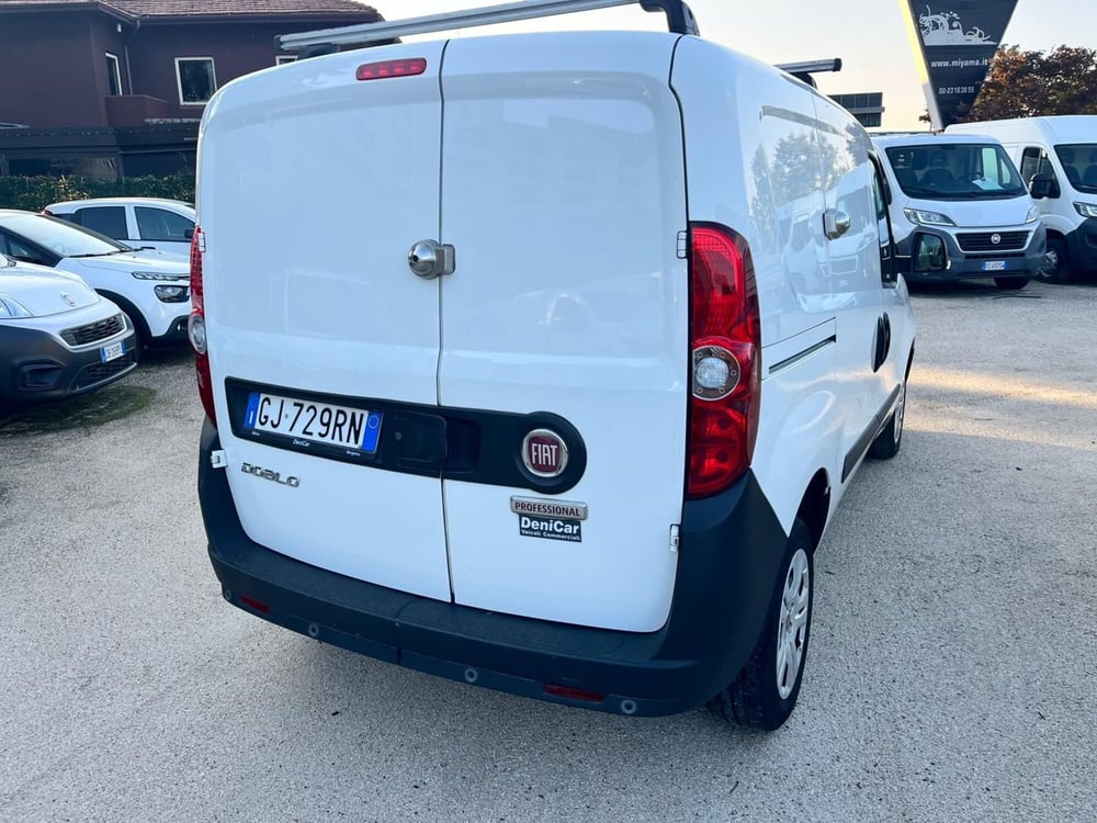 Fiat Doblò Furgone usata a Milano (7)